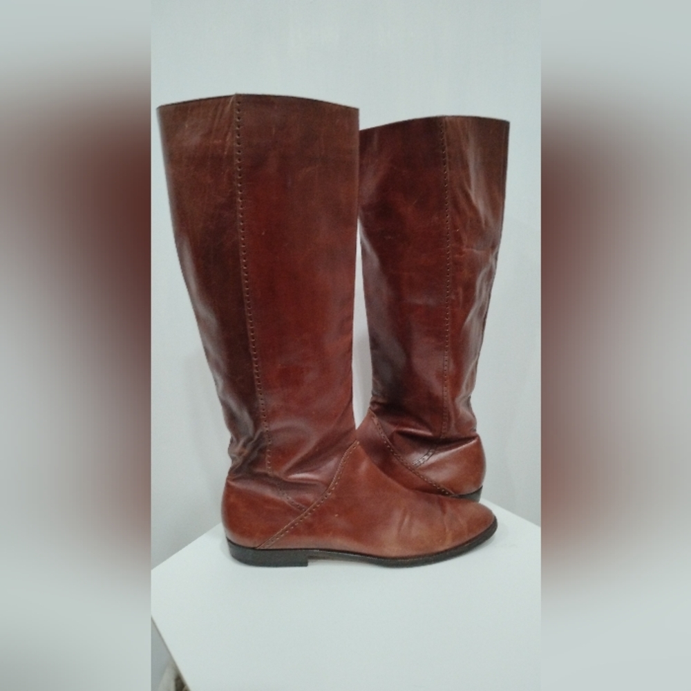 Salvatore Ferragamo Chestnut Brown Leather Tall Heeled Boots - Picture 9 of 16